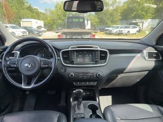 2017 Kia Sorento 3.3L EX - Interior Full Dashboard Image